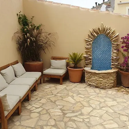 El Jardin Secreto Apartment Oria